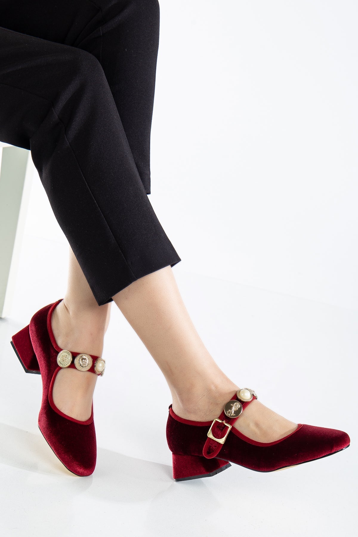 Macbeth - Burgundy Velvet Mary Jane Shoes – heel view showing velvet, gold, SimmiUnique