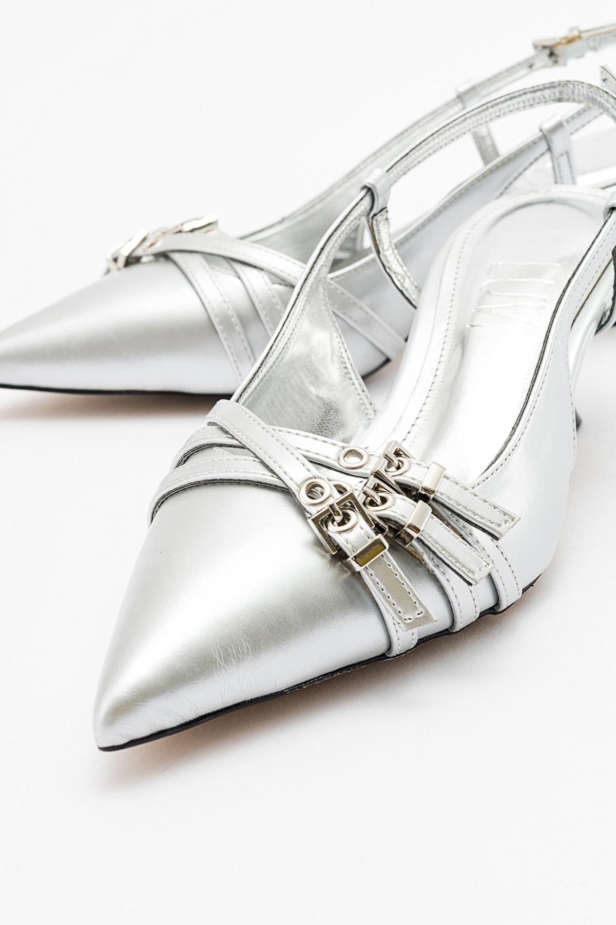 Woss - Silver Leather-Effect Belt Detail Heeled Shoe – heel view showing leather, silver, SimmiUnique