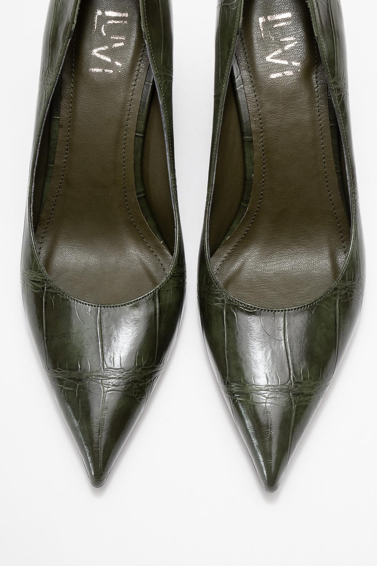 Puera - Green Printed Pointed Toe Wedge Heel Shoe – side view showing leather, green, SimmiUnique