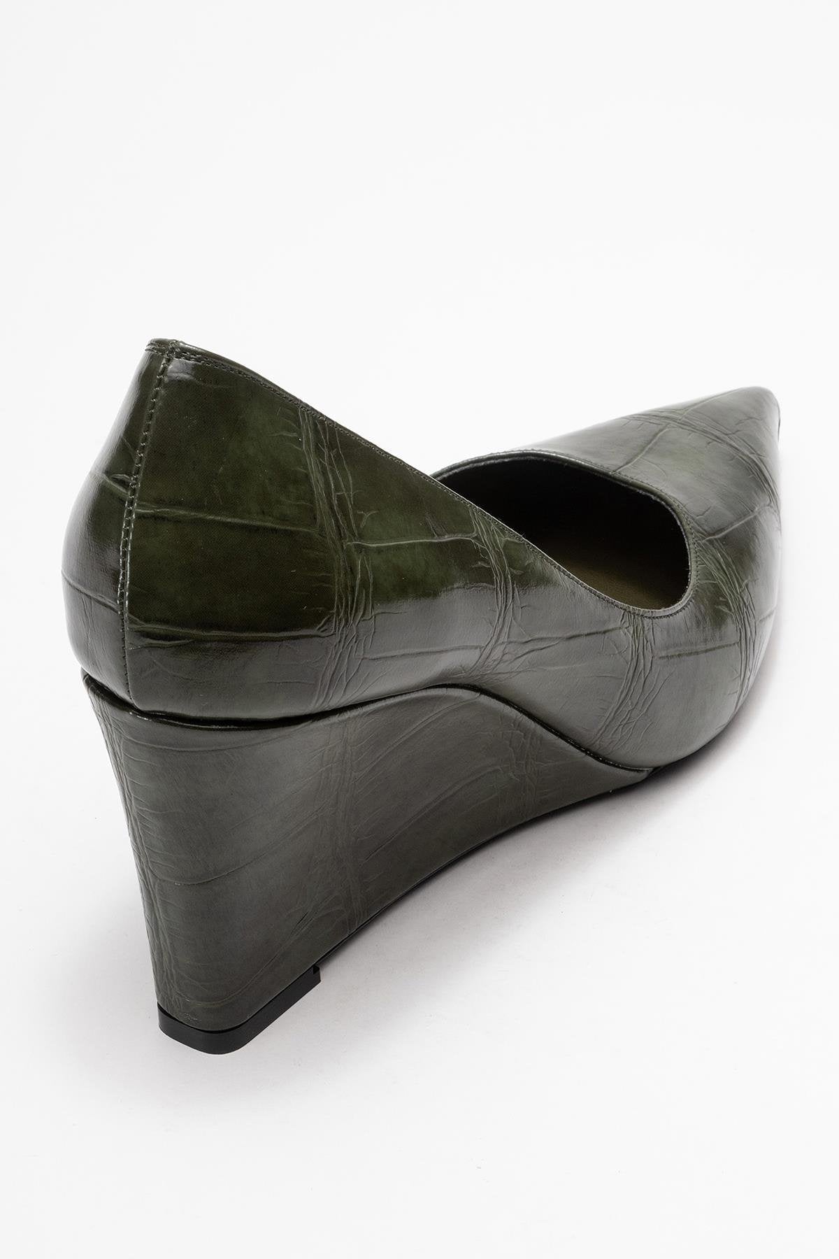 Puera - Green Printed Pointed Toe Wedge Heel Shoe – back view showing leather, green, SimmiUnique