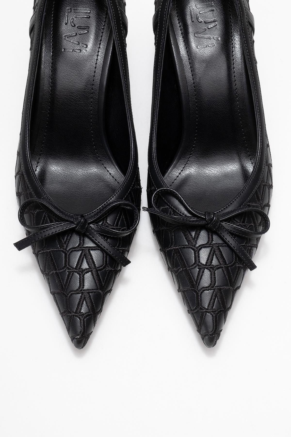 Camden - Black Patterned Bow Pump – side view showing bow, leather, black, SimmiUnique