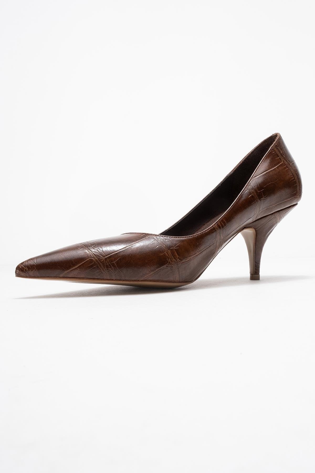Marcus - Tan Printed Heeled Pump – heel view showing leather, red, SimmiUnique
