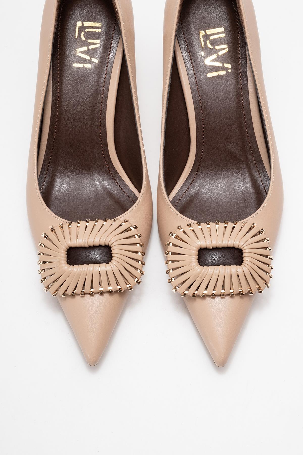 Great - Beige Brown Buckle Heeled Shoe – side view showing leather, SimmiUnique