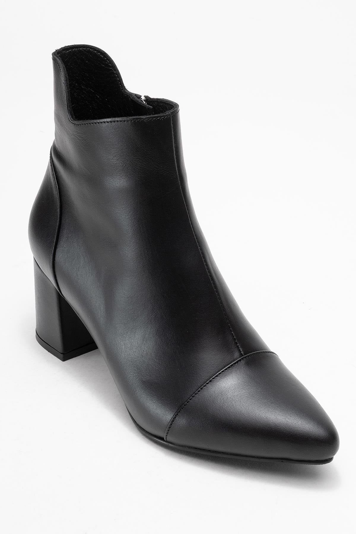 Gael - Black Genuine Leather Block Heel Ankle Boot – detail view showing leather, black, SimmiUnique