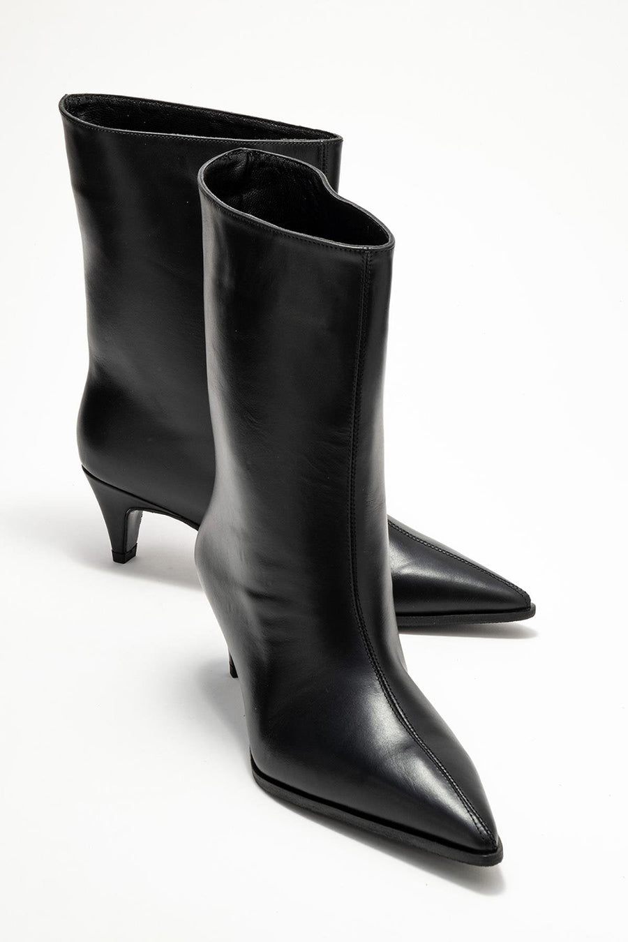 Aleo - Black Genuine Leather Pointed Toe Short Heel Boot