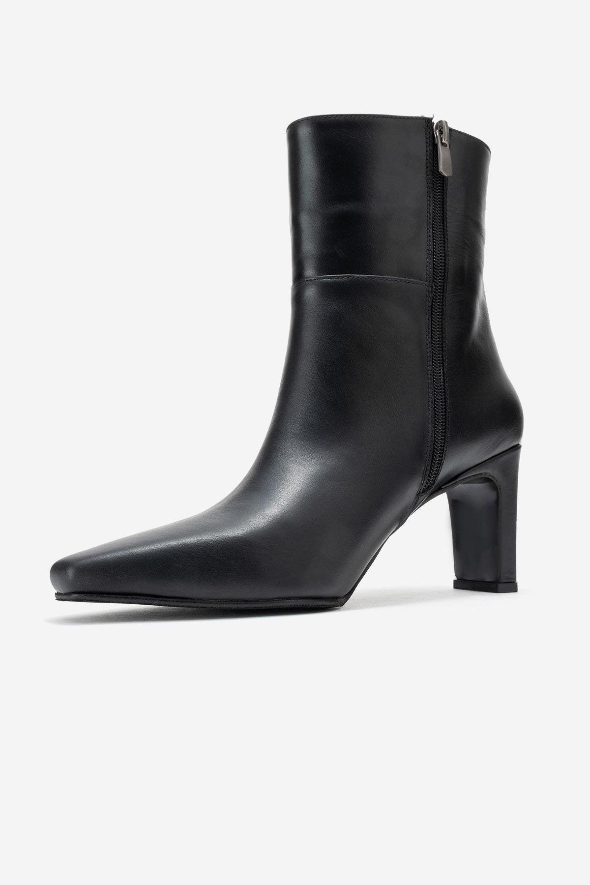 Kyoto - Black Genuine Leather Block Heel Boot – heel view showing leather, black, SimmiUnique