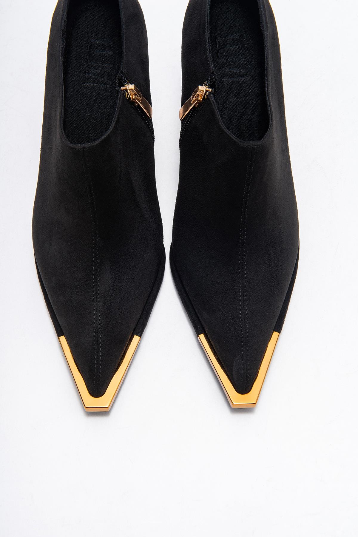 Sona - Black Ankle-Heel Shoe – side view showing suede, black, SimmiUnique