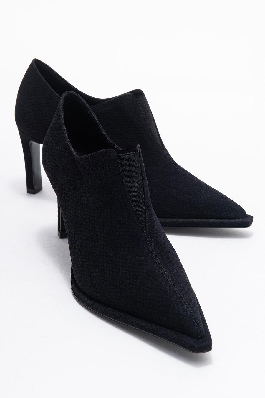 Alya - Black Patterned Elastic Ankle Stiletto Pump