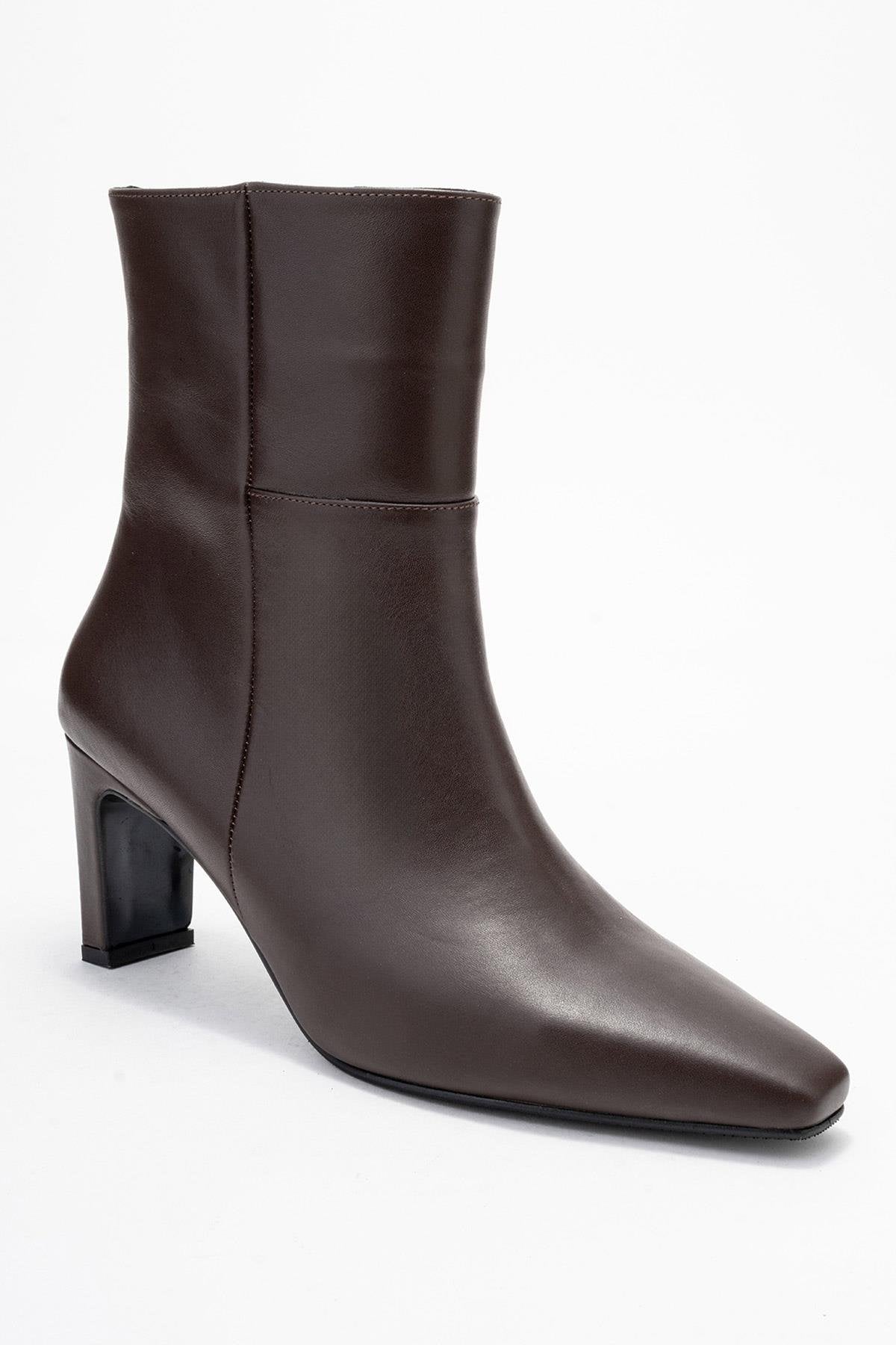 Kyoto - Cognac Genuine Leather Block Heel Boot – detail view showing leather, SimmiUnique