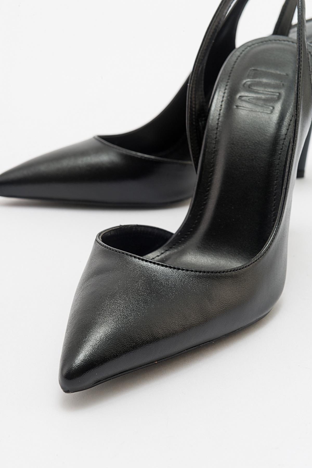 Twine - Black Heeled Shoe – detail view showing leather, black, SimmiUnique