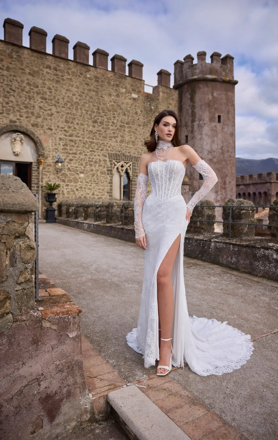 Almeria Wedding Dress | SimmiUnique