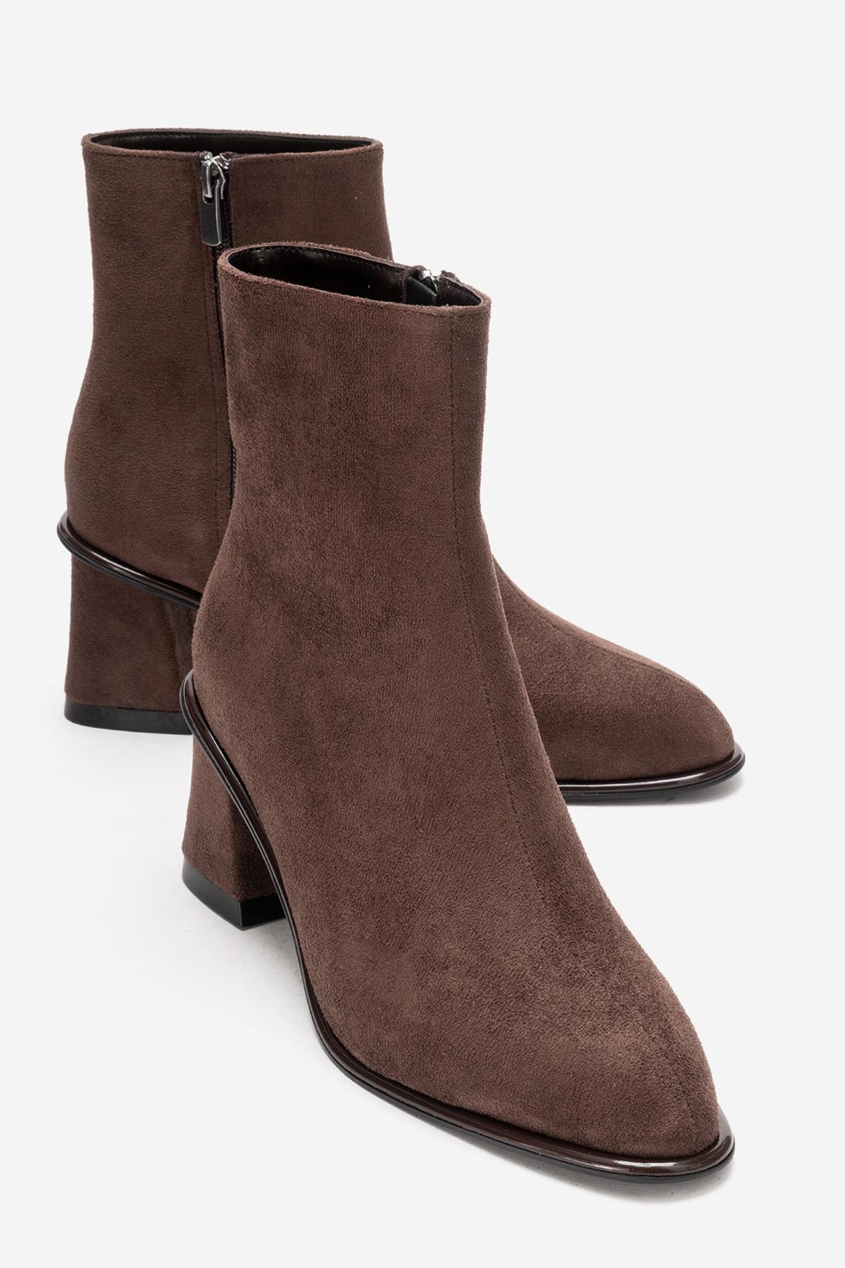ALBA - Brown Suede Block Heel Boot – front three-quarter view showing suede, red, SimmiUnique