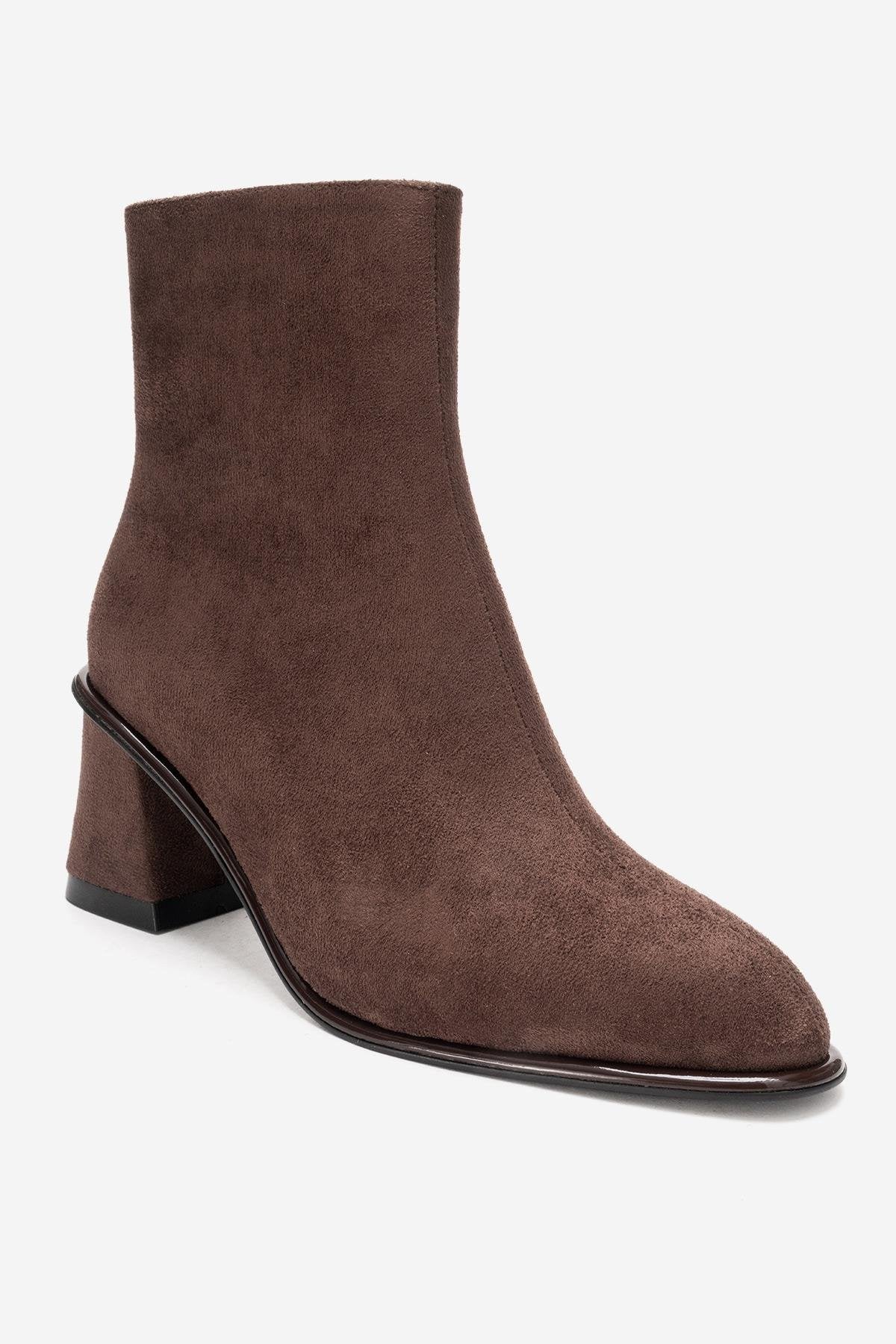 ALBA - Brown Suede Block Heel Boot – heel view showing suede, red, SimmiUnique