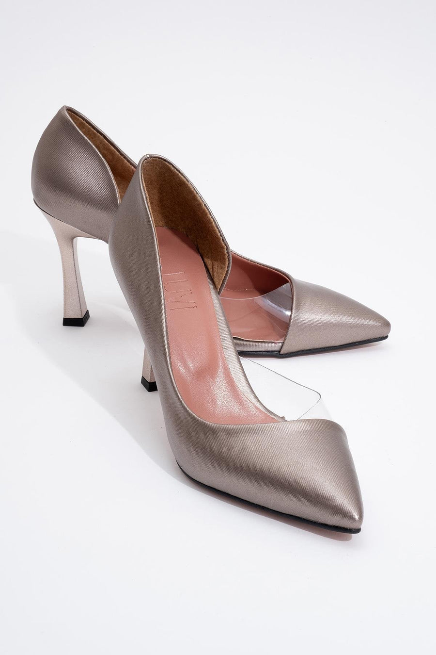 Ursula - Copper Heeled Shoe