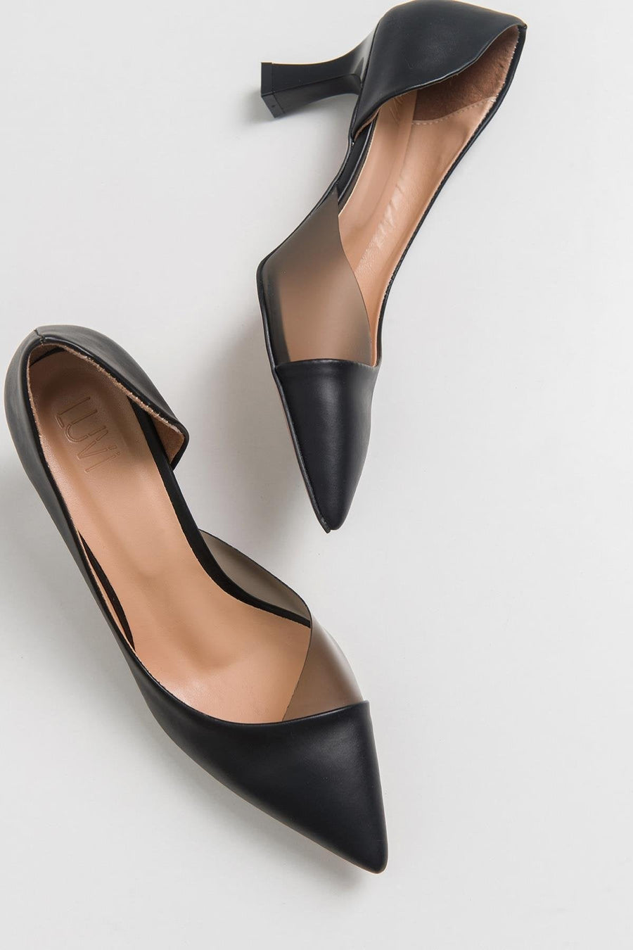 Vera Black Pointed Toe Pump