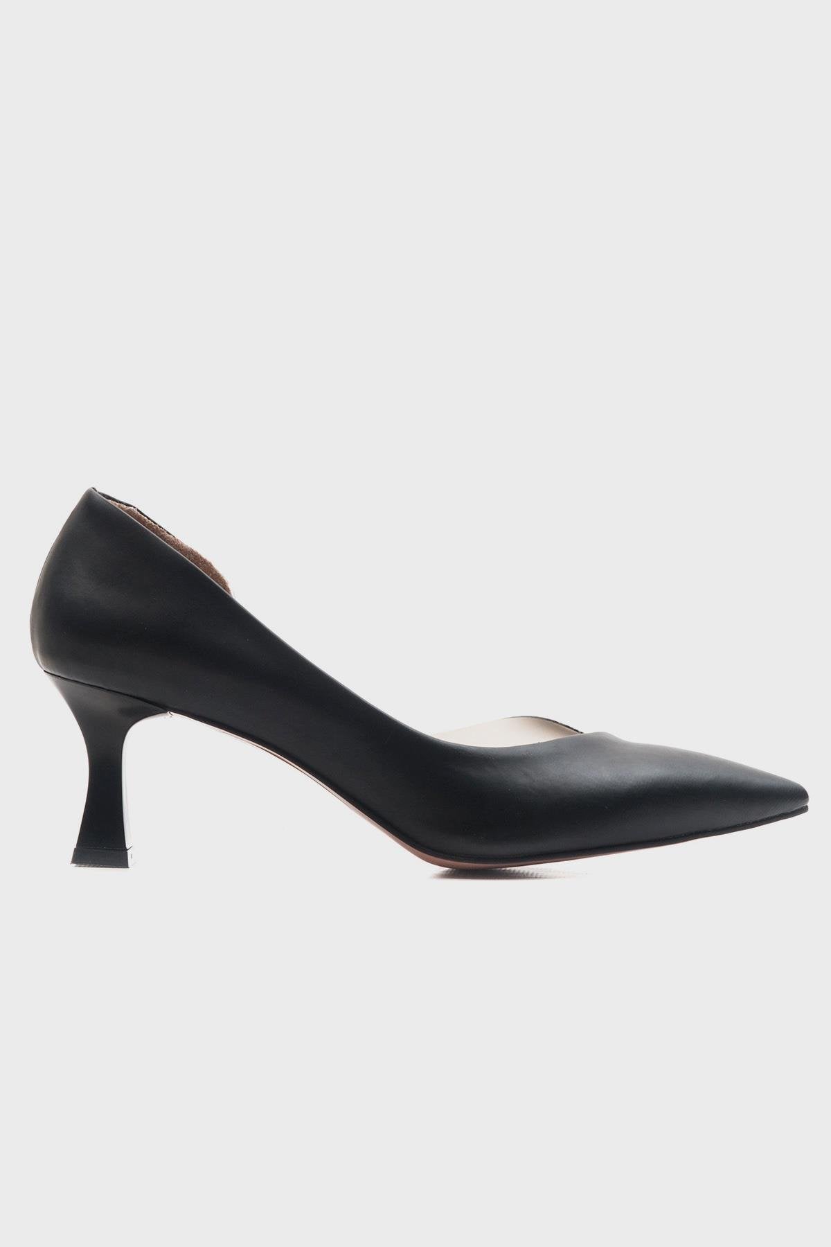 Vera Black Pointed Toe Pump – sole view showing leather, black, SimmiUnique