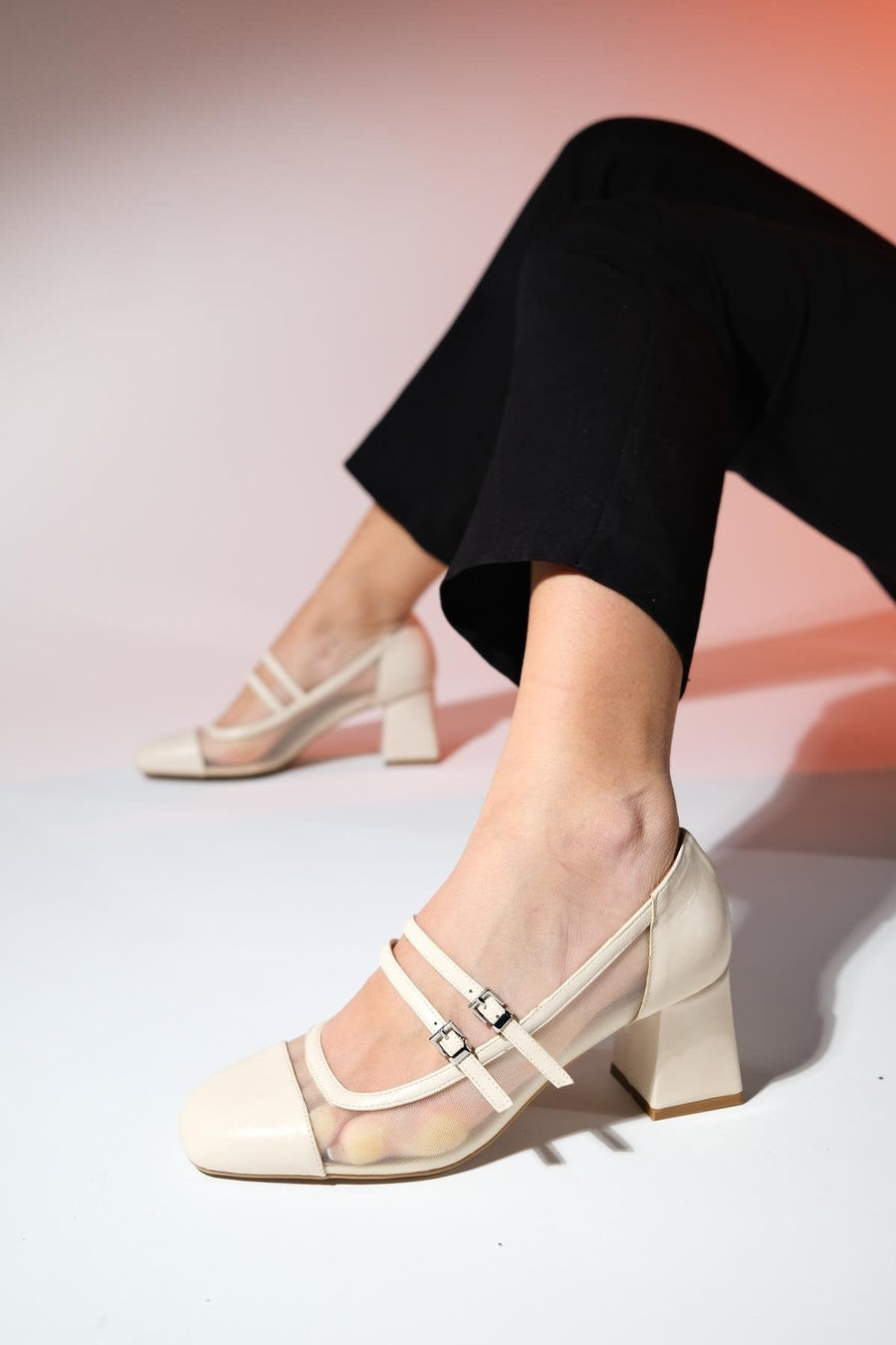 Scots - Cream Block Heel Pump