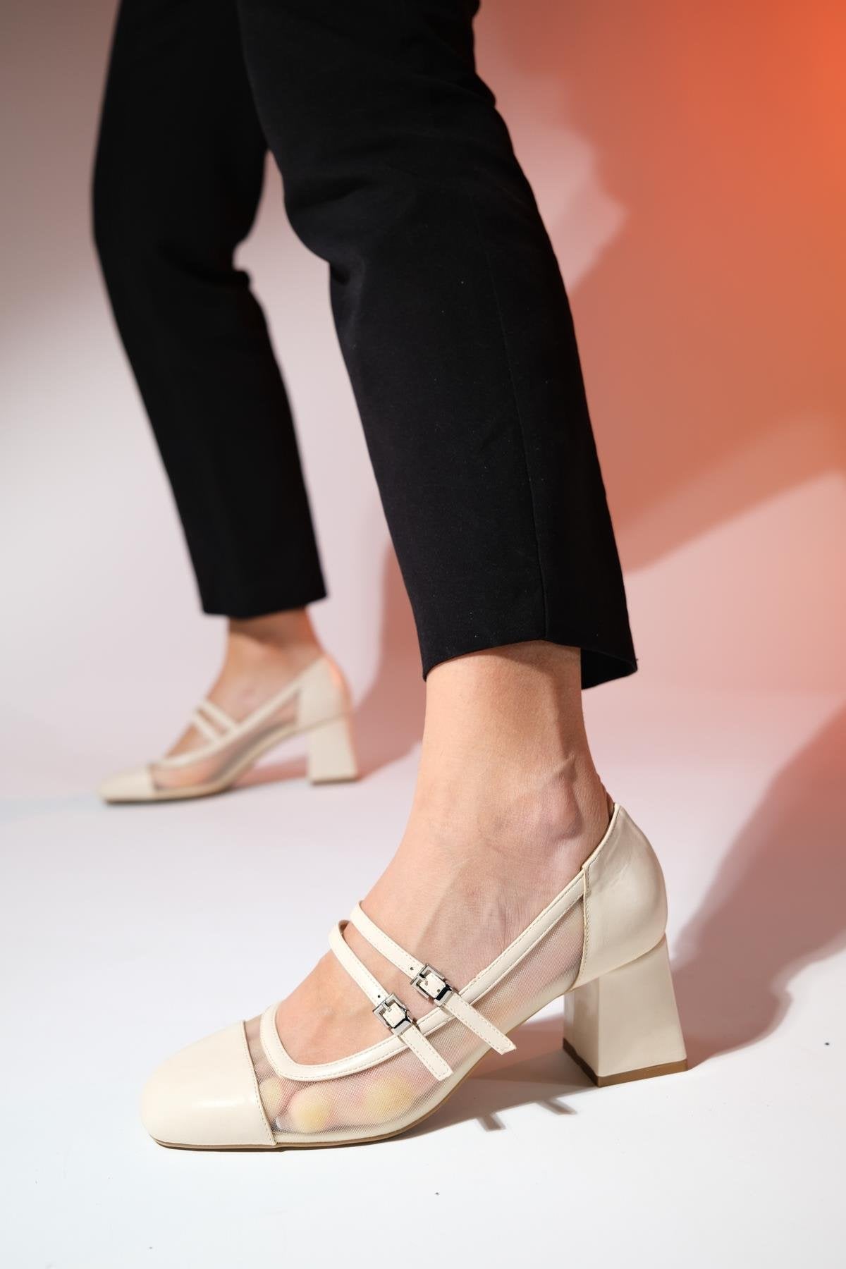Scots - Cream Block Heel Pump – back view showing leather, SimmiUnique