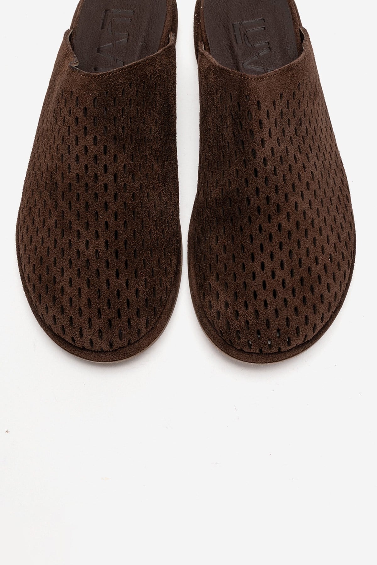 Melara - Cognac Genuine Leather Closed-Toe Slide – side view showing leather, suede, SimmiUnique