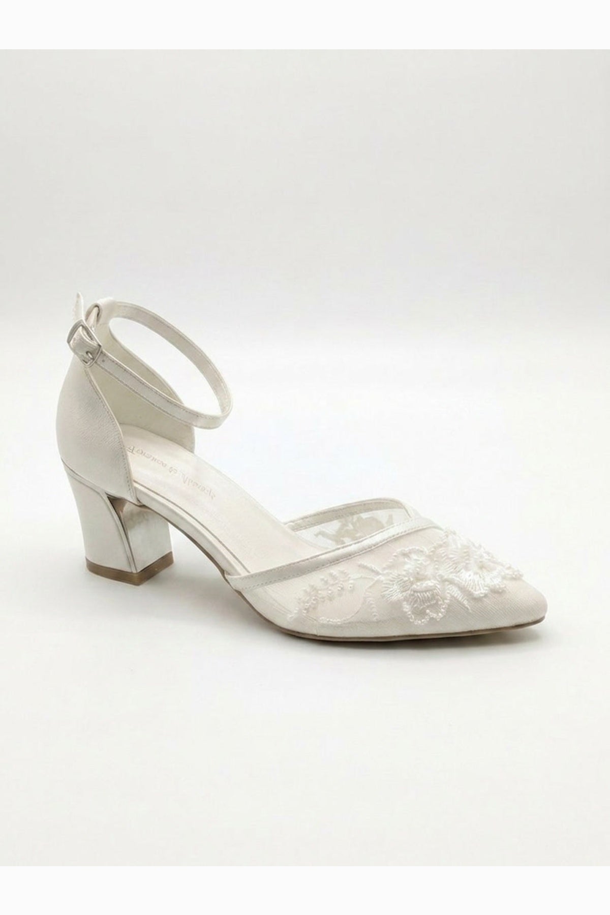 Viona Embroidered Lace Bridal Pumps – front three-quarter view showing lace, mesh, red, SimmiUnique