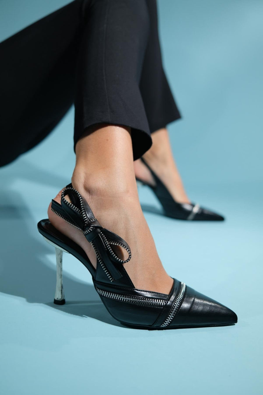 Glen - Black Zipper-Detail High Heel Shoe