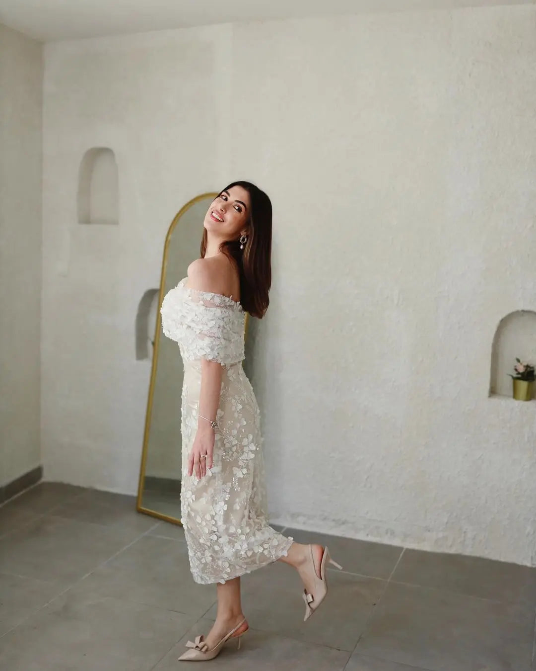Dress Aria Satin sea – full outfit view