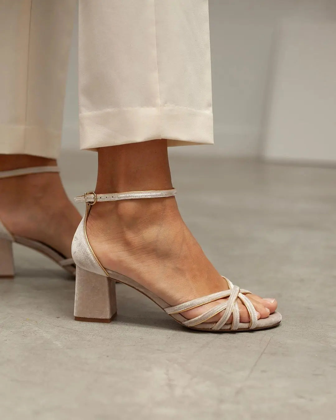 Beige Custom Made Full Heels – detail shot