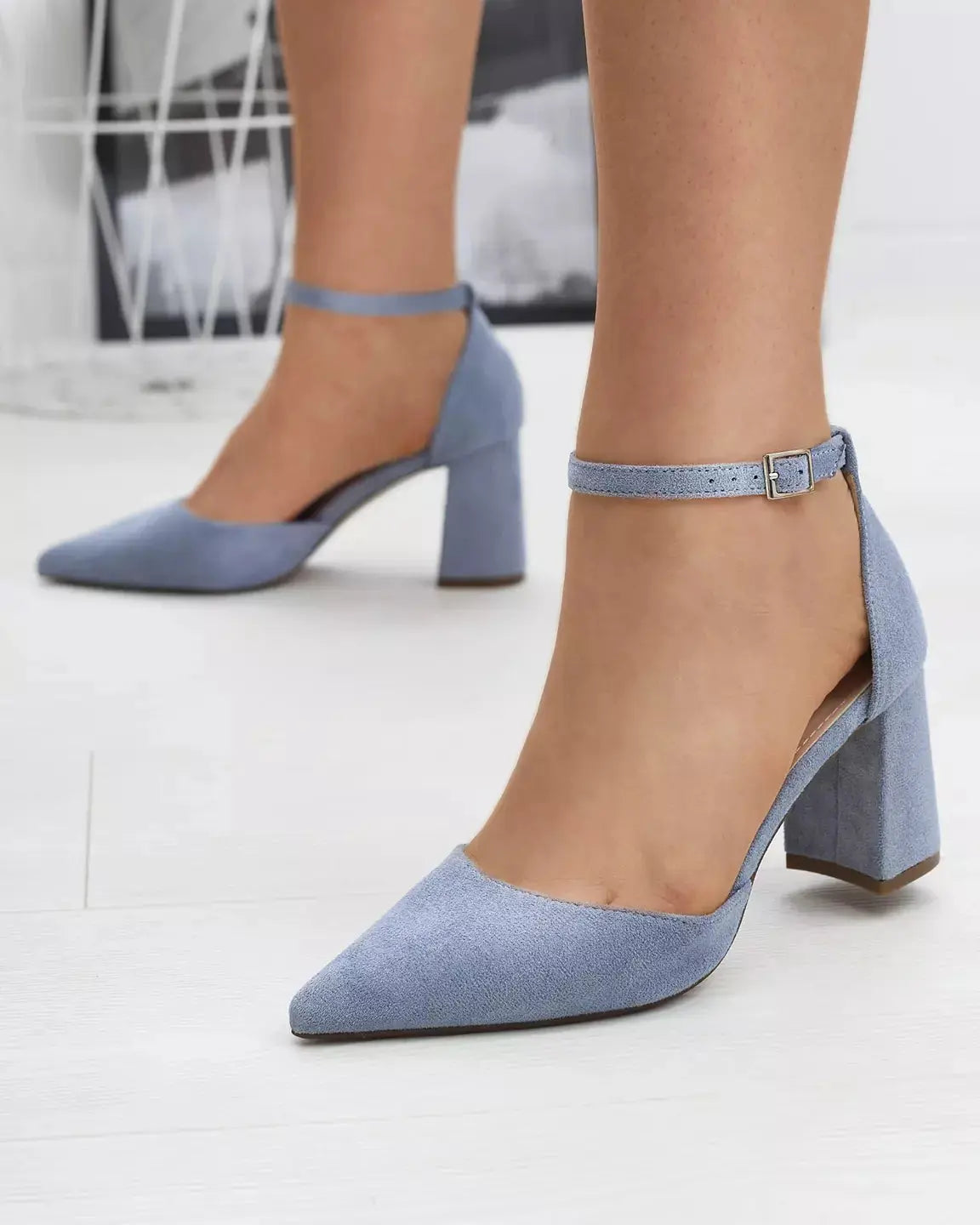 Blue Smooth Block Heel Sandals – detail shot