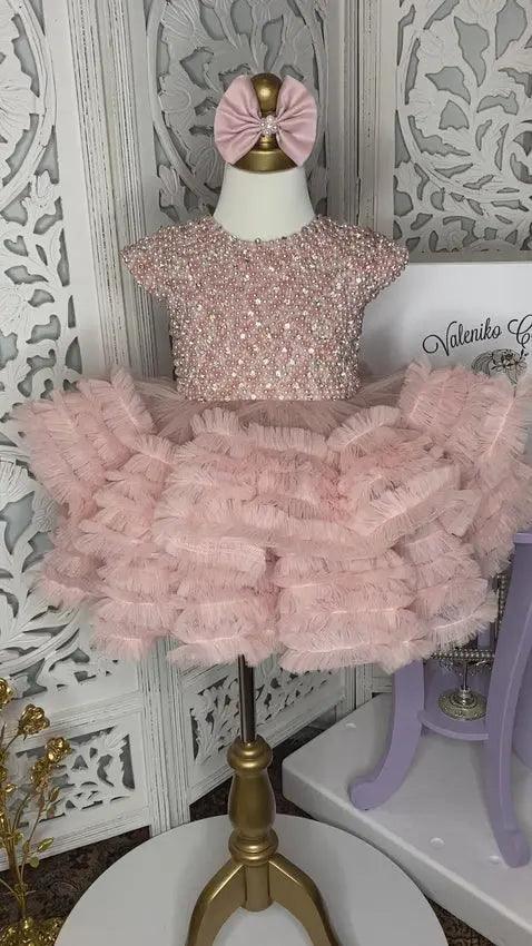 Elizabeth dress – close-up