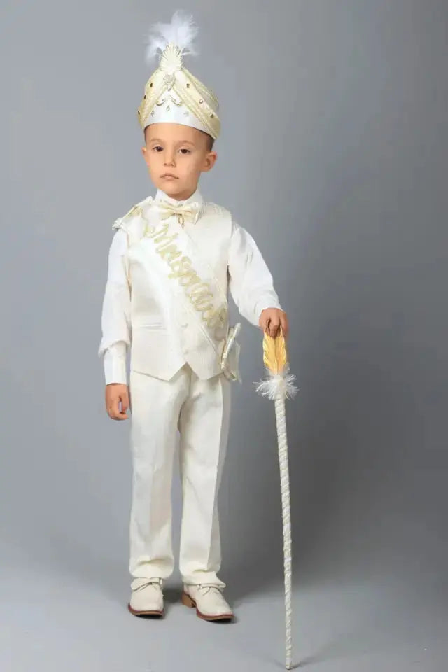 Fantasia Boys Kids Prince King – close-up