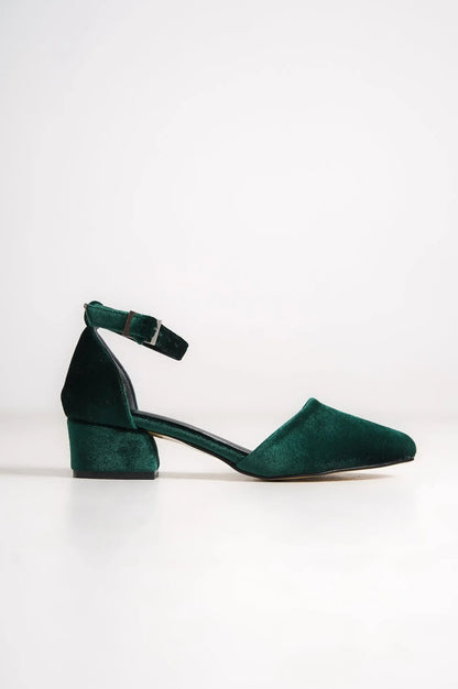 GREEN VELVET SHOES Sample Product