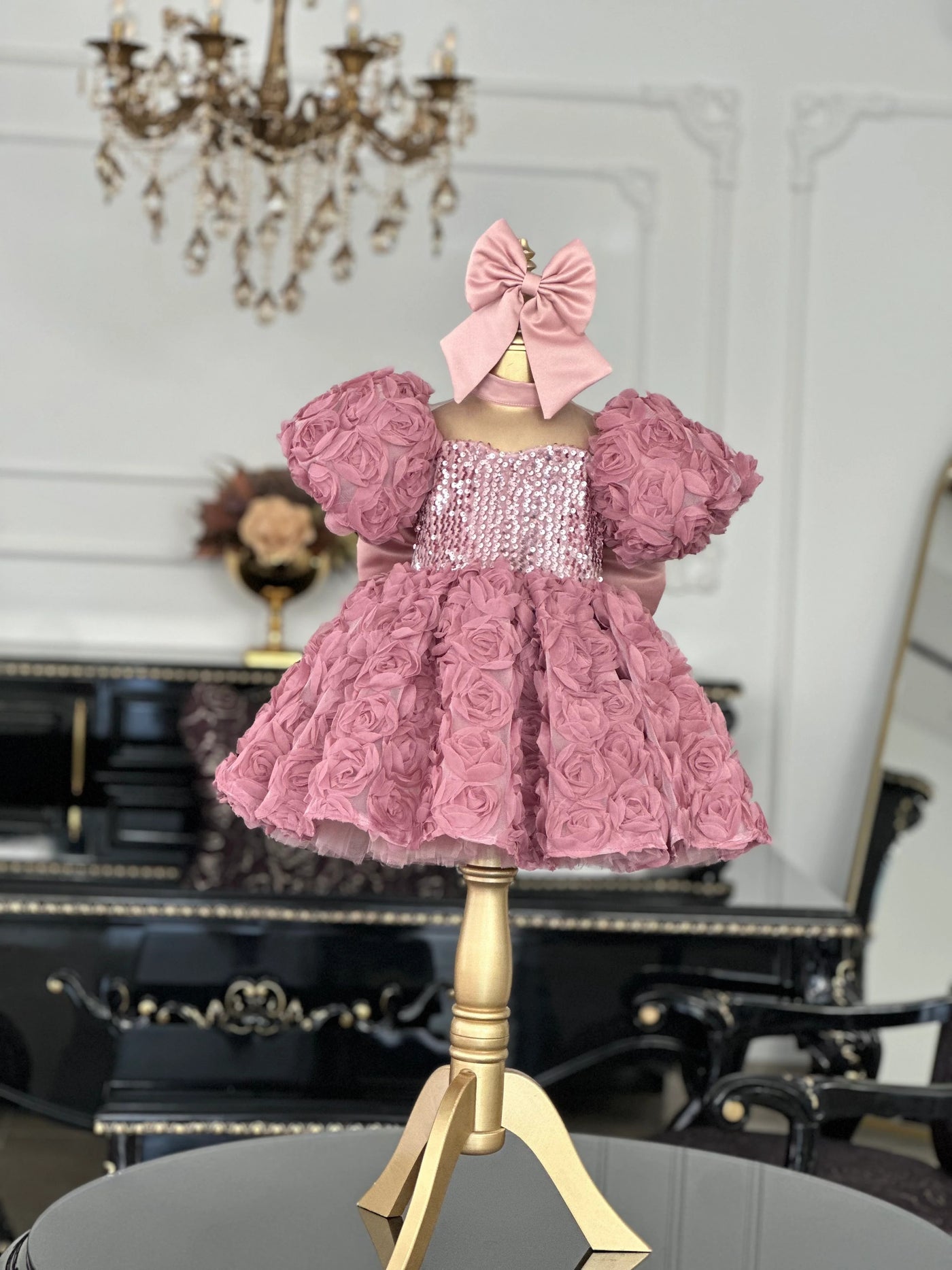 Begonia Powder Dress – detail shot