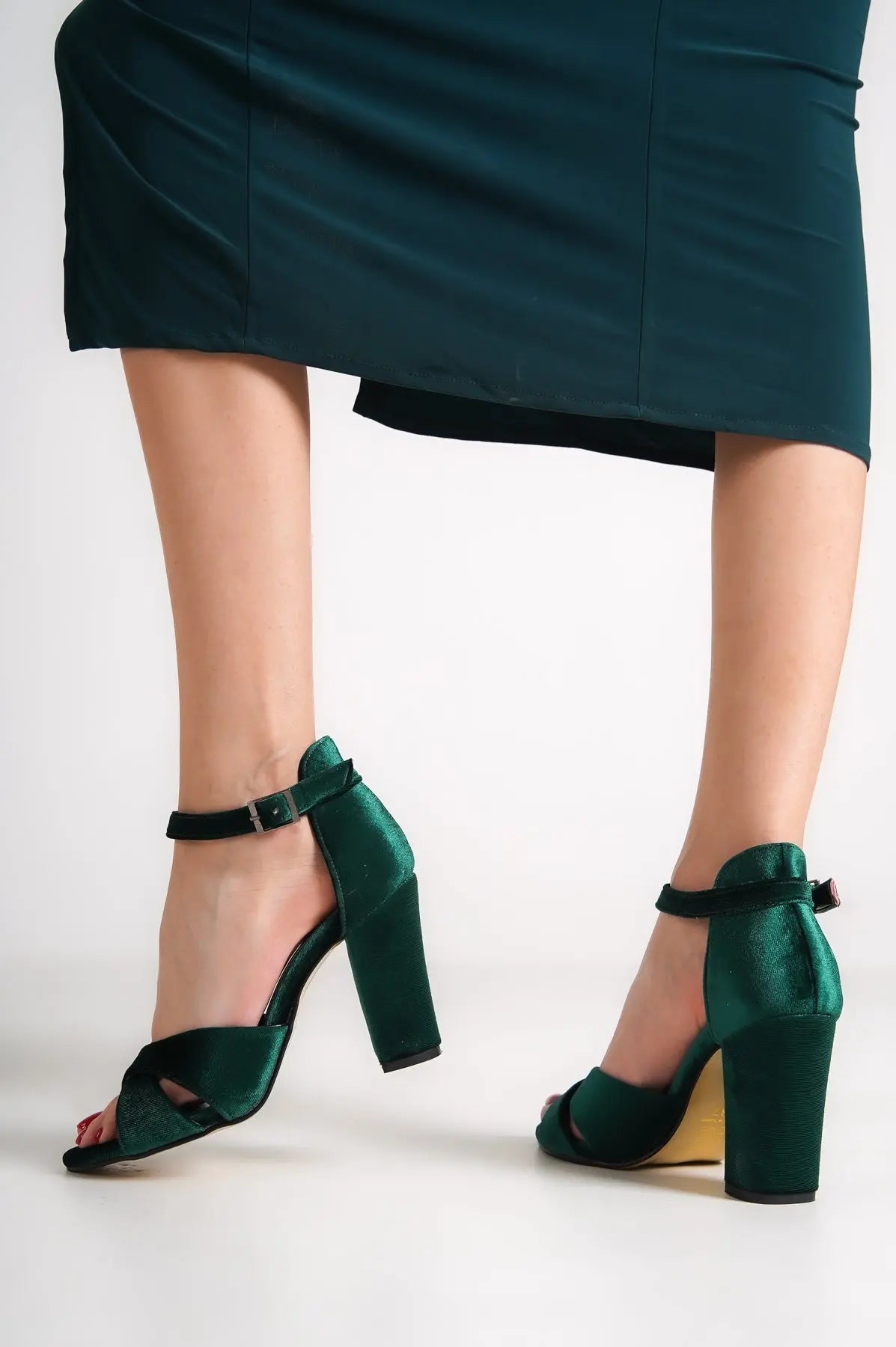 Jany Green Velvet Bridal Shoes – side view
