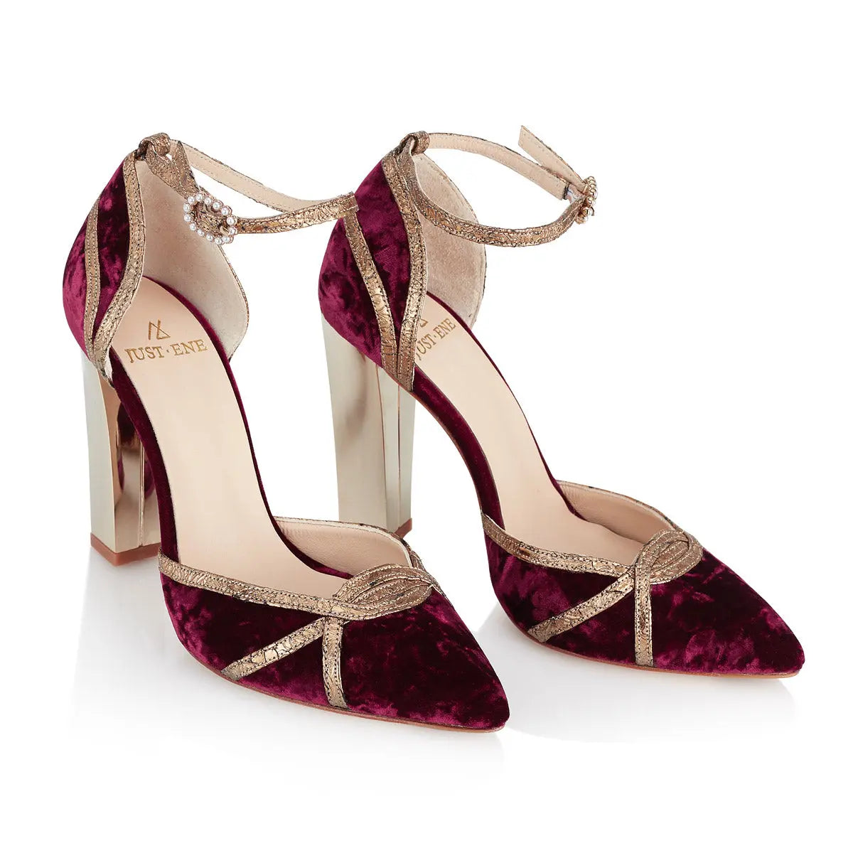 Moulin Rouge (10 Cm) – close-up