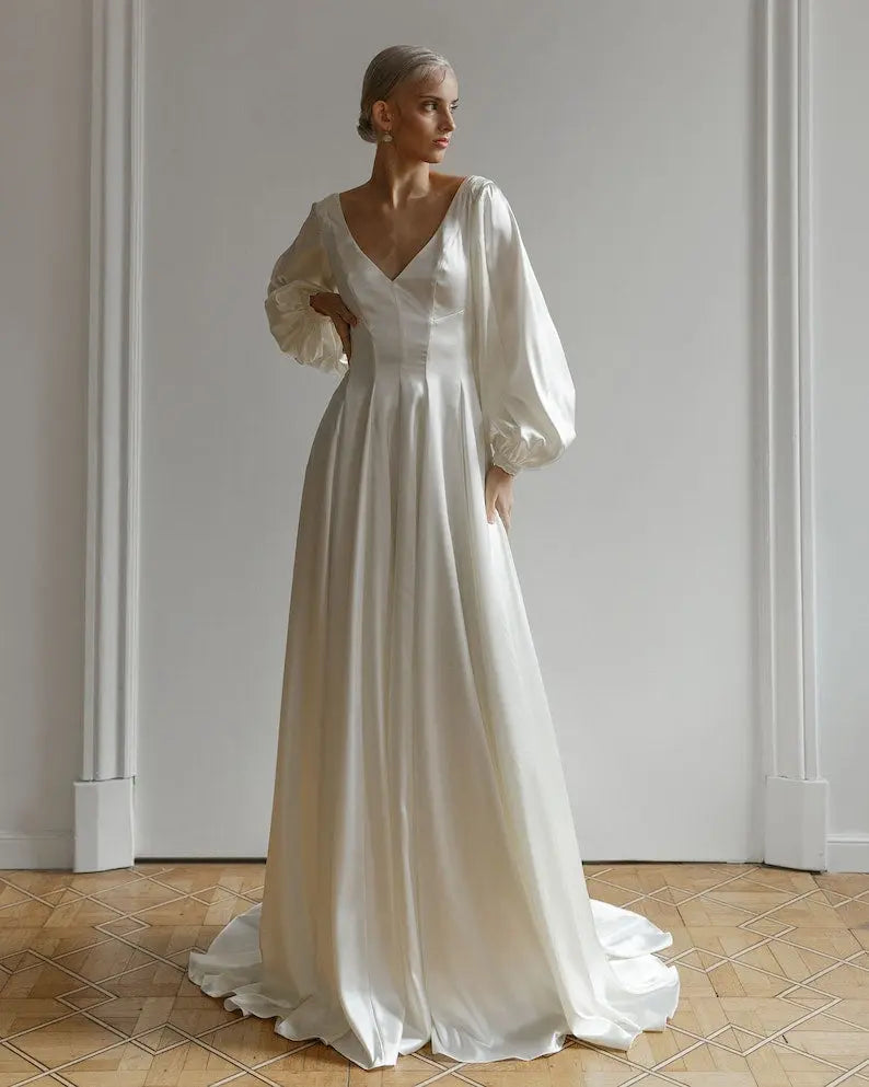 Minimalist wedding dress simmiunique