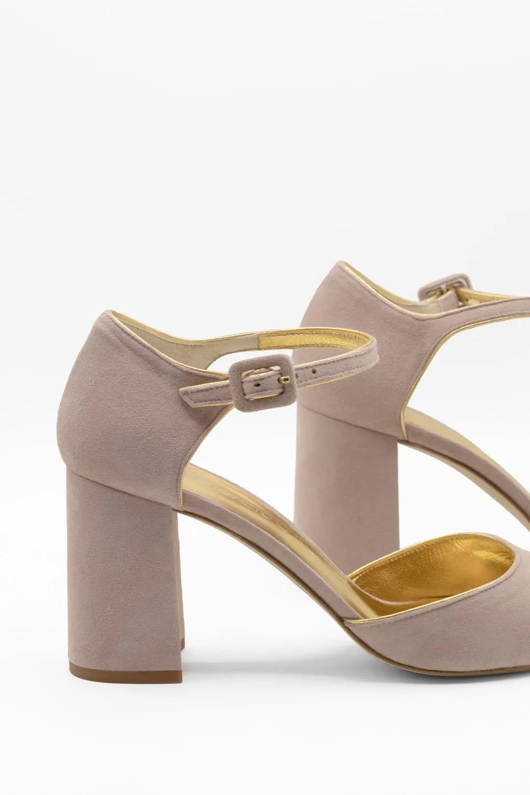 PiNk Velvet Shoes (Pink) – close-up