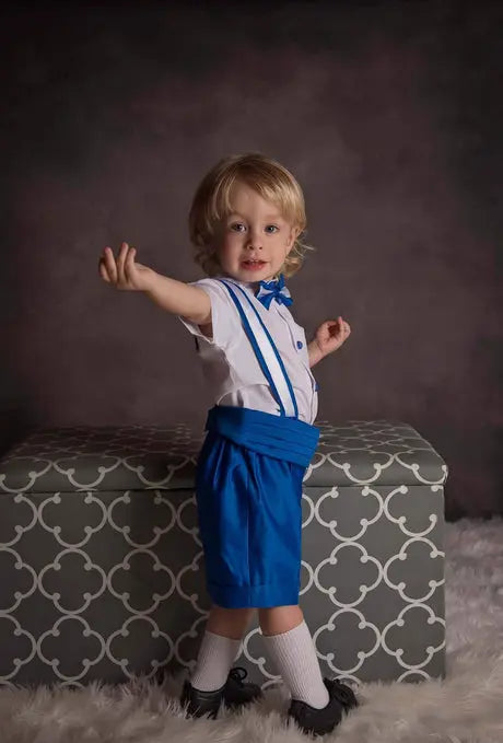 Prince William Navy blue suite – detail shot