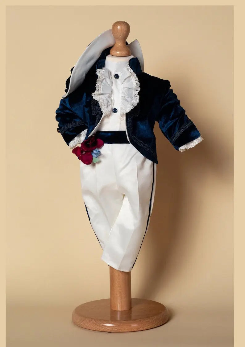 Royal Blue Velvet Little Prince Suit – photo 10