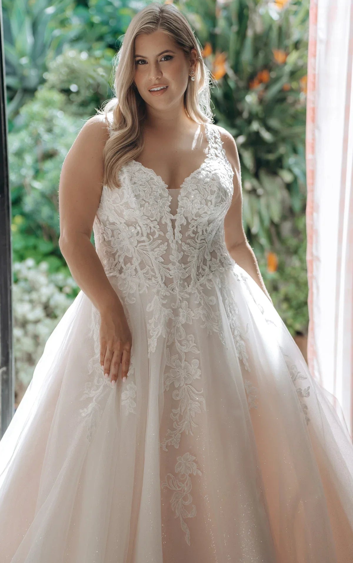 Hallie Sy8314 Wedding Dress, luxury bridal gown, additional product image 9 by SimmiUnique