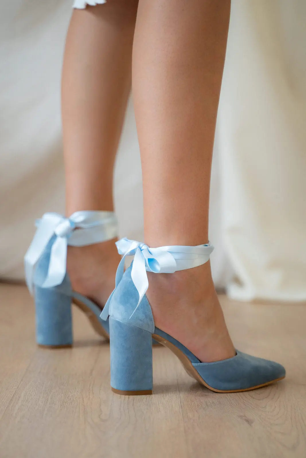 Zapatos De Novia Con Lazada (Blue 2) – detail shot
