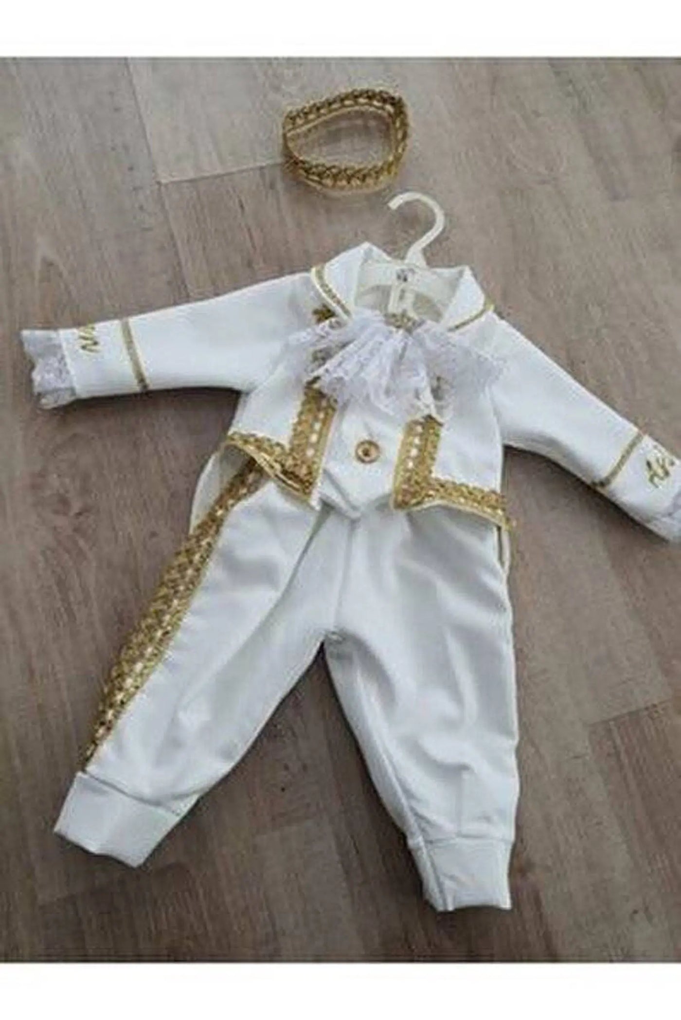 baby prince charming Roberts – side view