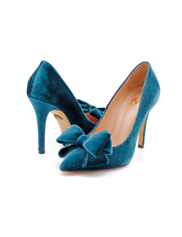Classic Fairy Petrol Velvet Bow – close-up
