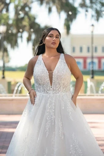 Hattie Wedding Dress, luxury bridal gown, additional product image 9 by SimmiUnique