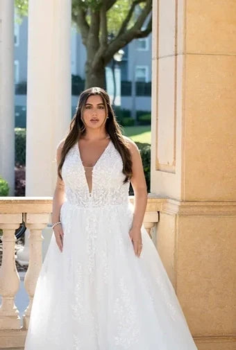Hattie Wedding Dress, luxury bridal gown, additional product image 11 by SimmiUnique