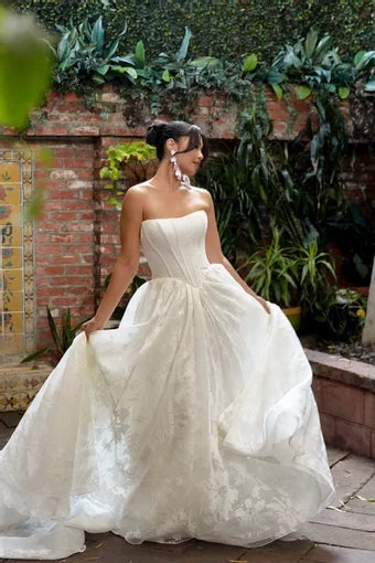 Isadora Wedding Dress | SimmiUnique
