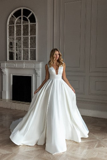 Valery Ball Gown Wedding Dress | SimmiUnique
