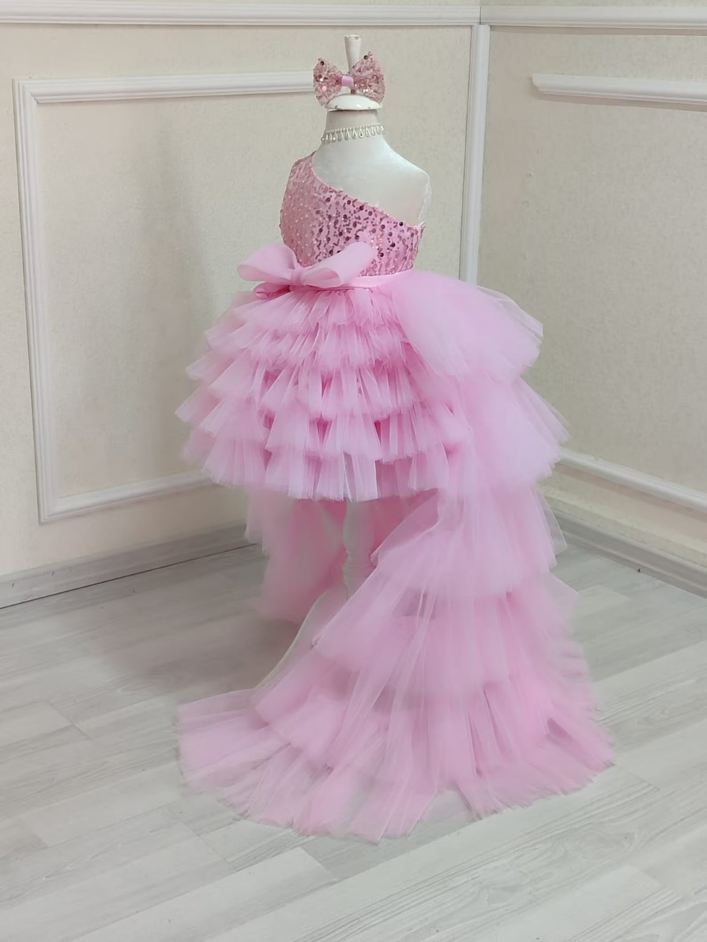Pink Tulle Train Birthday Girl Dress – detail shot