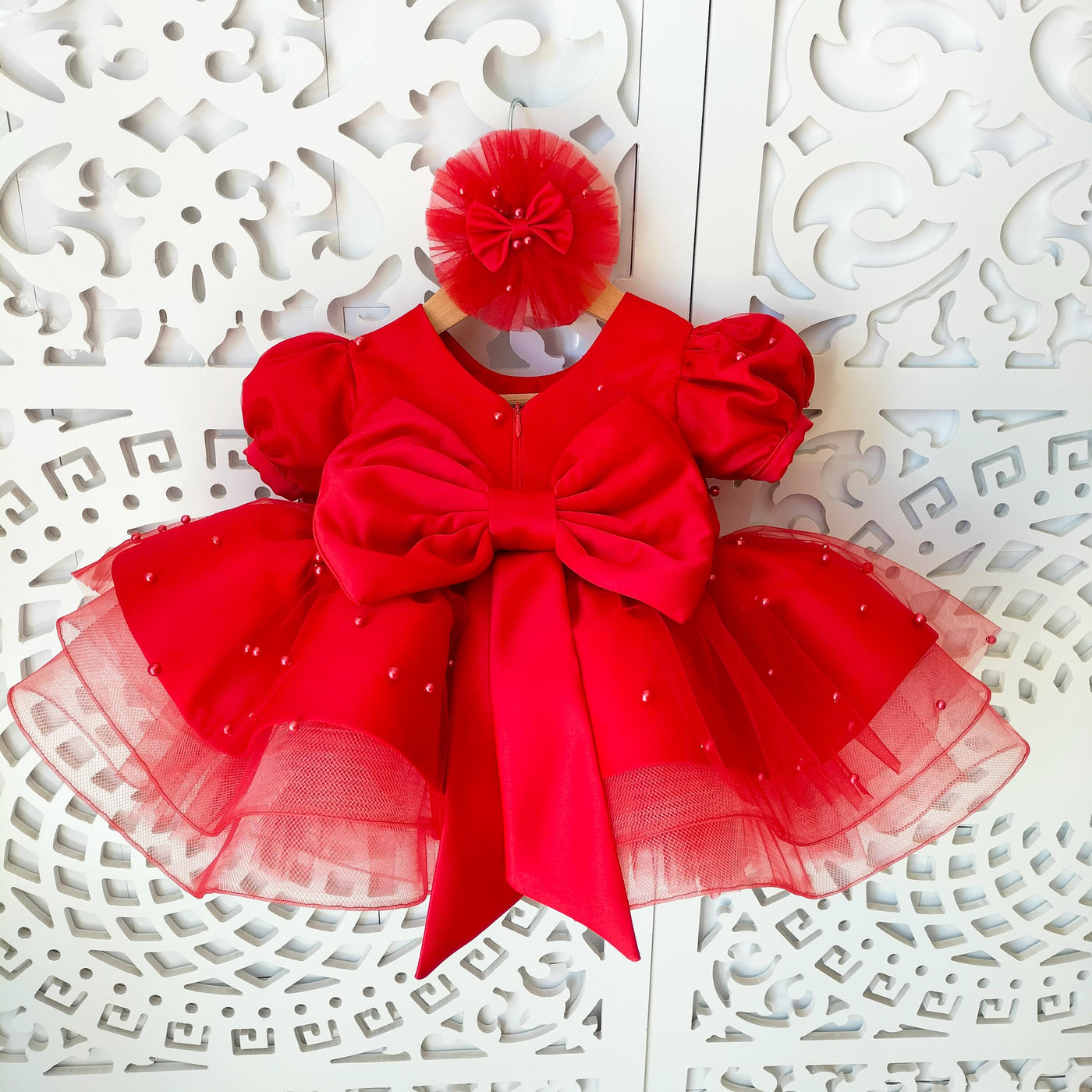 Pink Pearl Back V Puffy Baby Girl Birthday Dress (Pink) – close-up