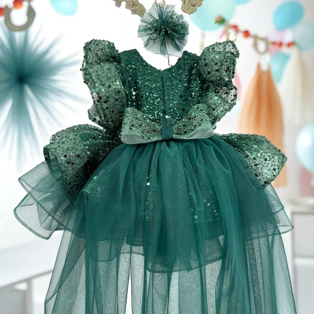 Toddler Christmas Dress: Green Tulle Holiday Party Dress – close-up